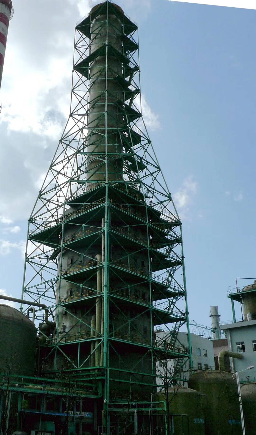 鄭州玻璃鋼脫硫塔-耐候性好-適應(yīng)各種氣候條件